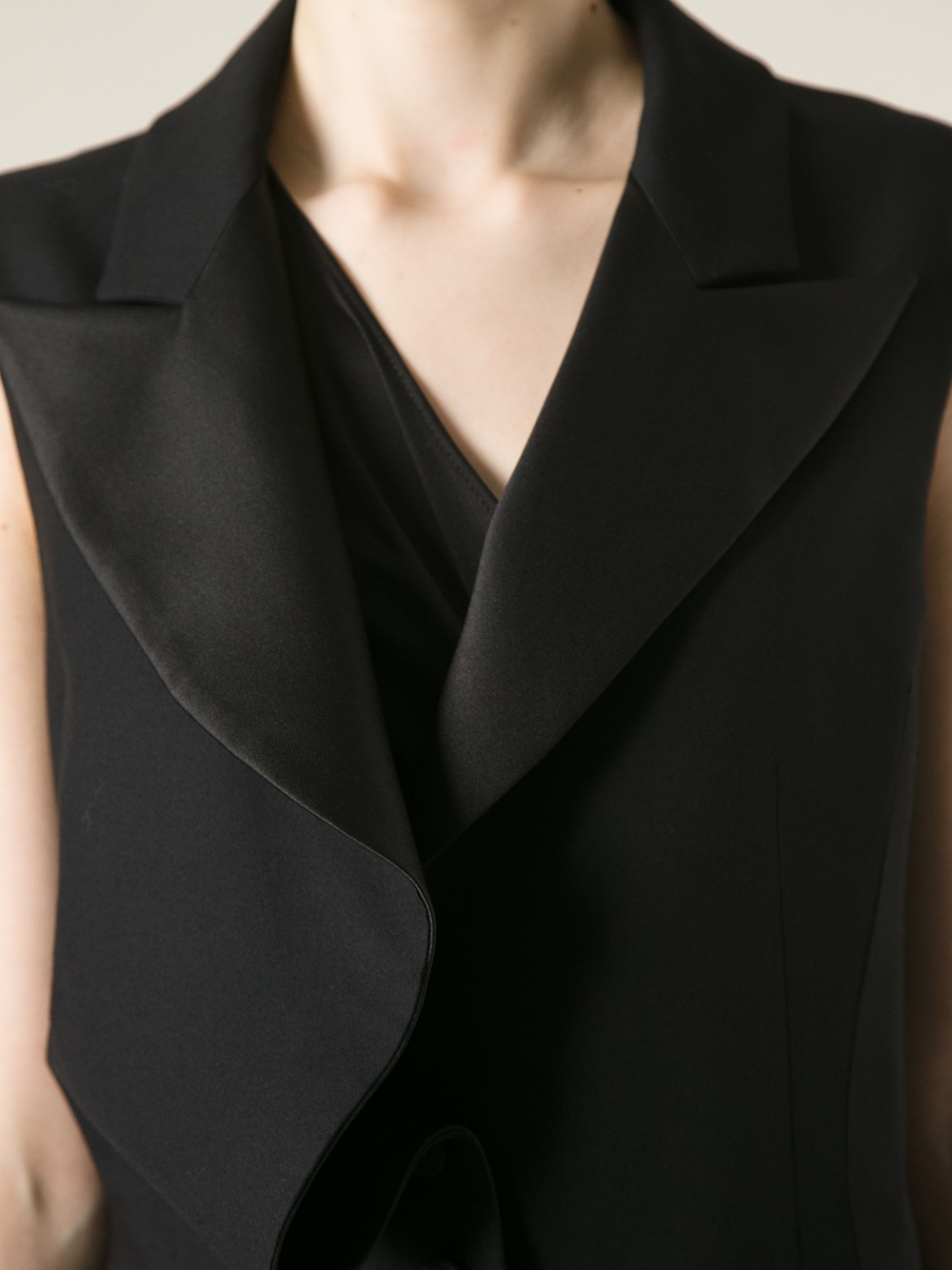 McQ Ruffle Detail Dress in Black - Lyst