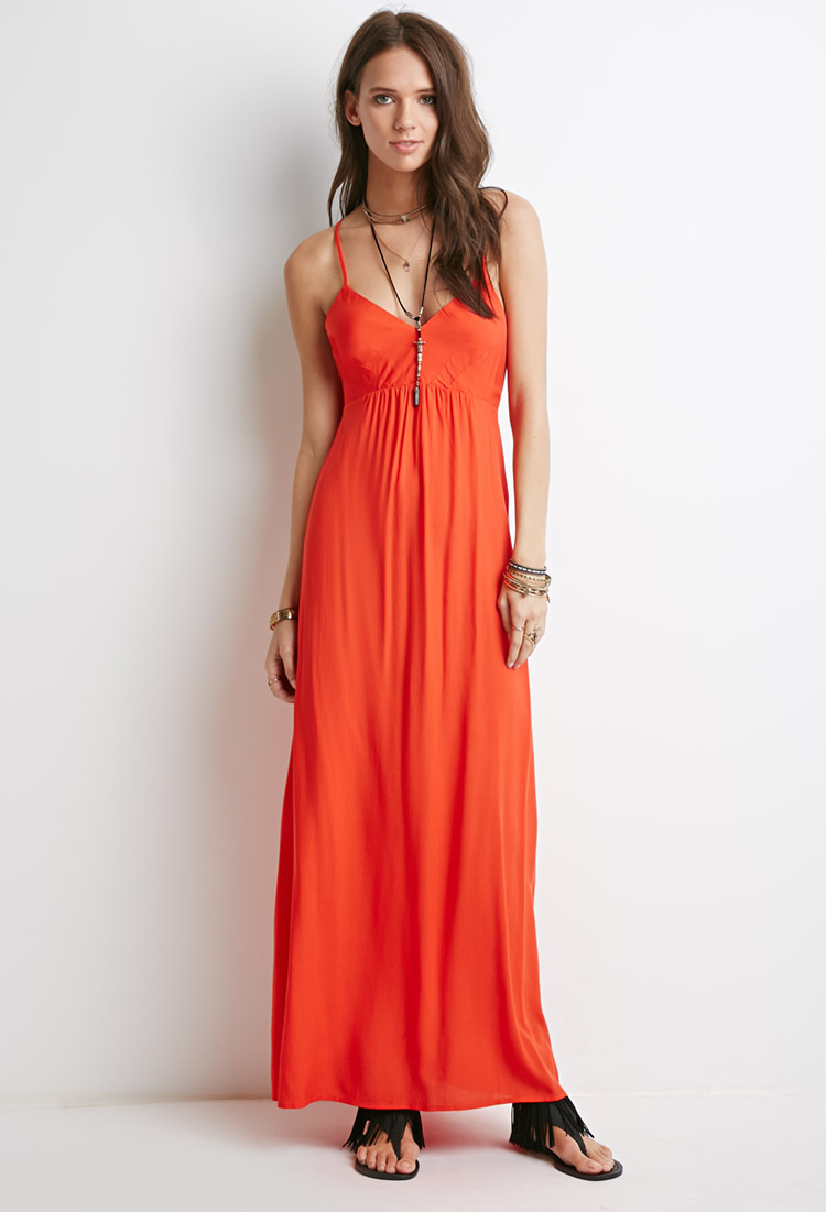 Navigation menu Discover outstanding designer clothing for women from world-renowned labels. The finest designer clothes for women are here to shop now.