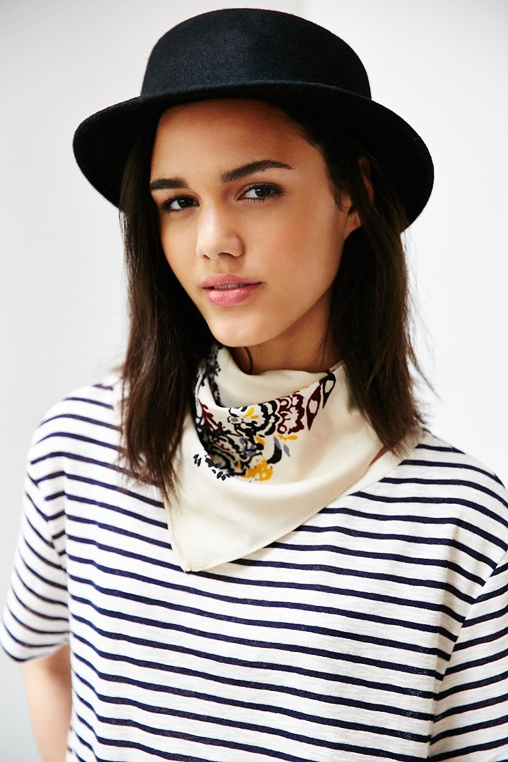 black short brim hat