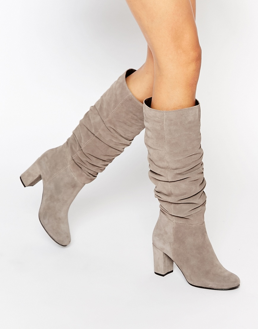 Oasis Slouch Block Heel Boots in Grey 