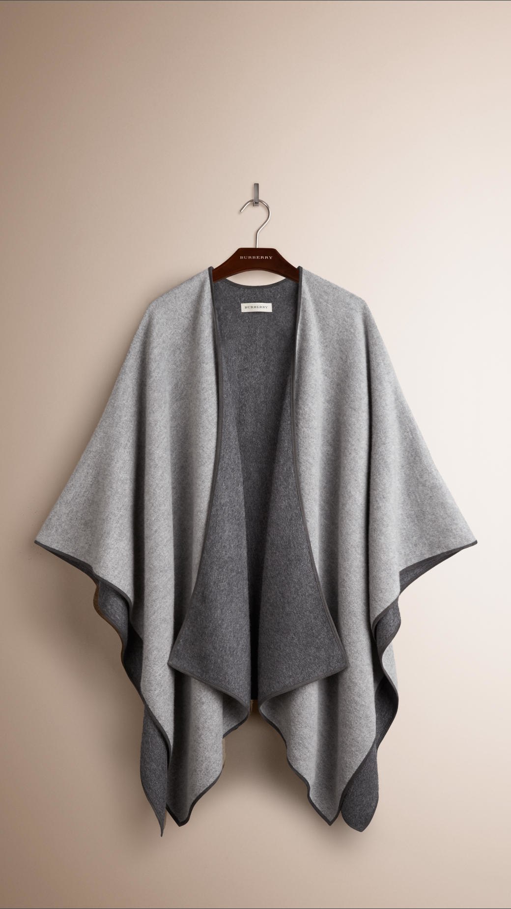 Burberry Doublefaced Cashmere Wrap in Gray (pale grey) Lyst