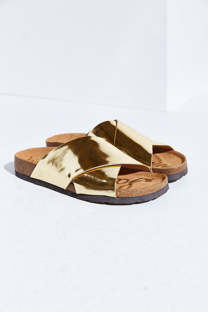 sam edelman gold flip flops