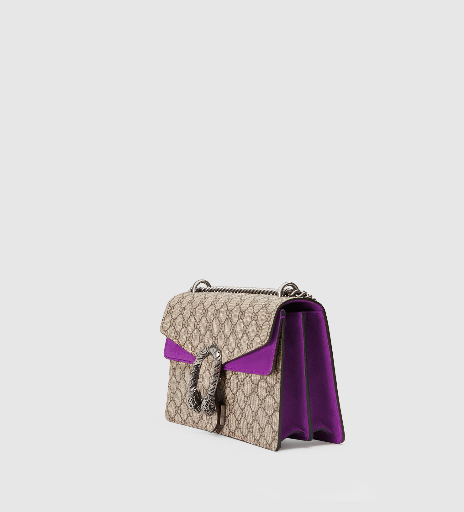 Gucci Dionysus Gg Supreme Shoulder Bag in Natural - Lyst