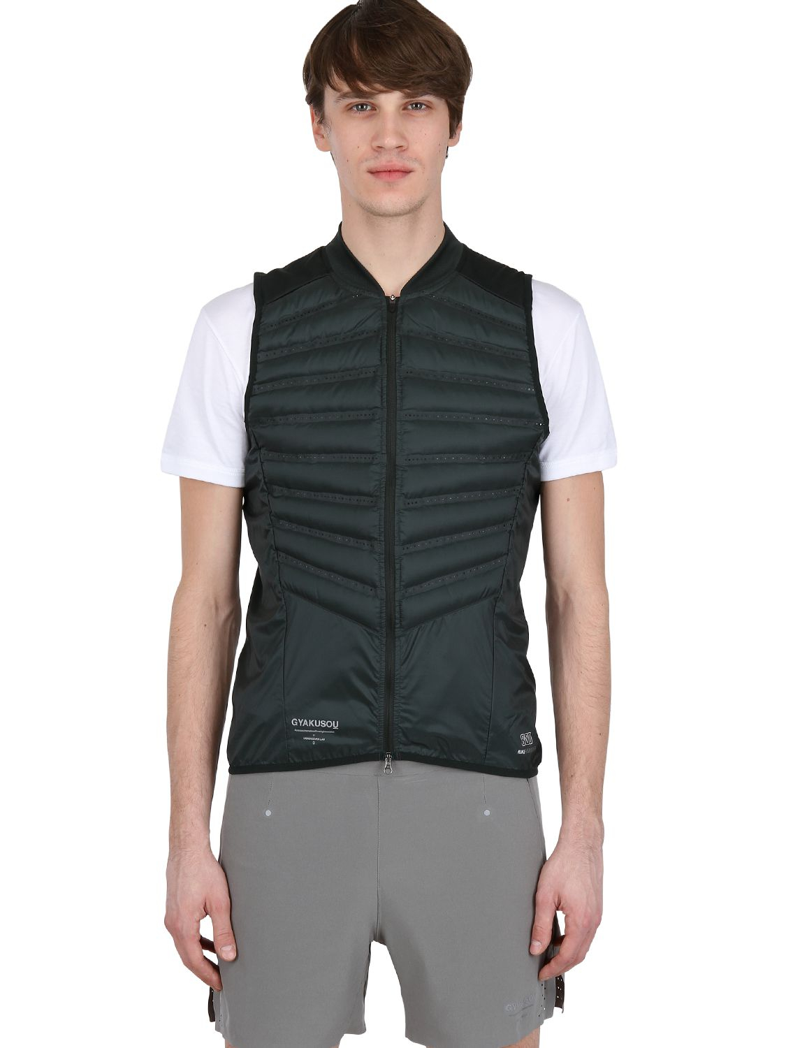nike sleeveless jacket