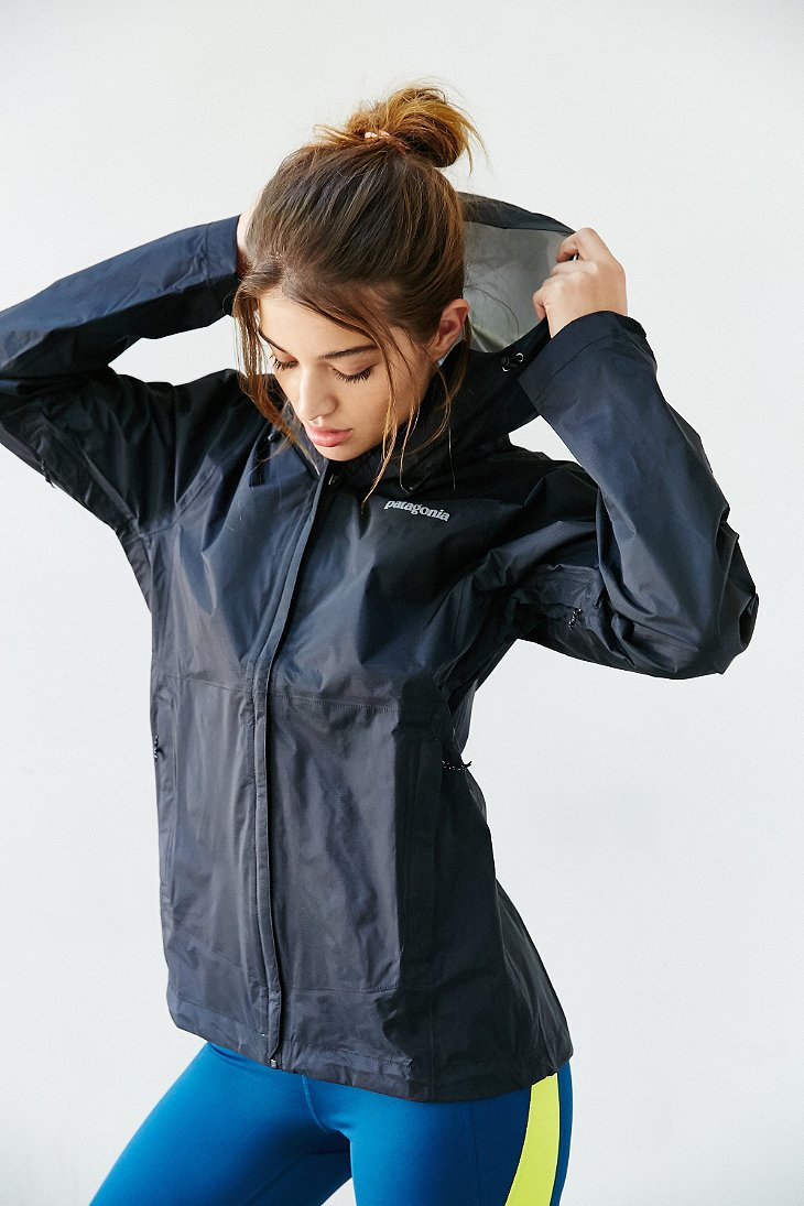 Patagonia women's torrentshell jacket black best sale