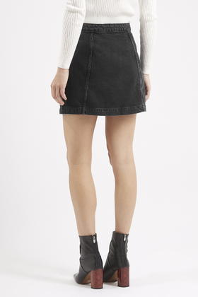 Topshop Petite Black Denim Skirt in Black | Lyst