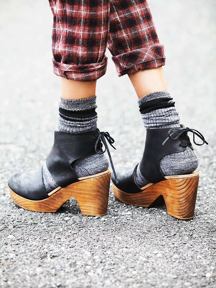 free people black clogs