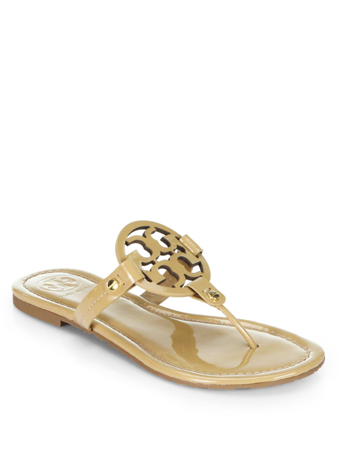 Tory burch Miller Patent Leather Logo Thong Sandals in Gold (sand) | Lyst