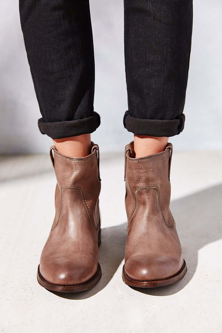 Frye jamie zip bootie discount