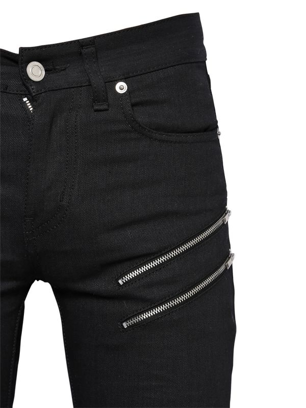 zip detail jeans