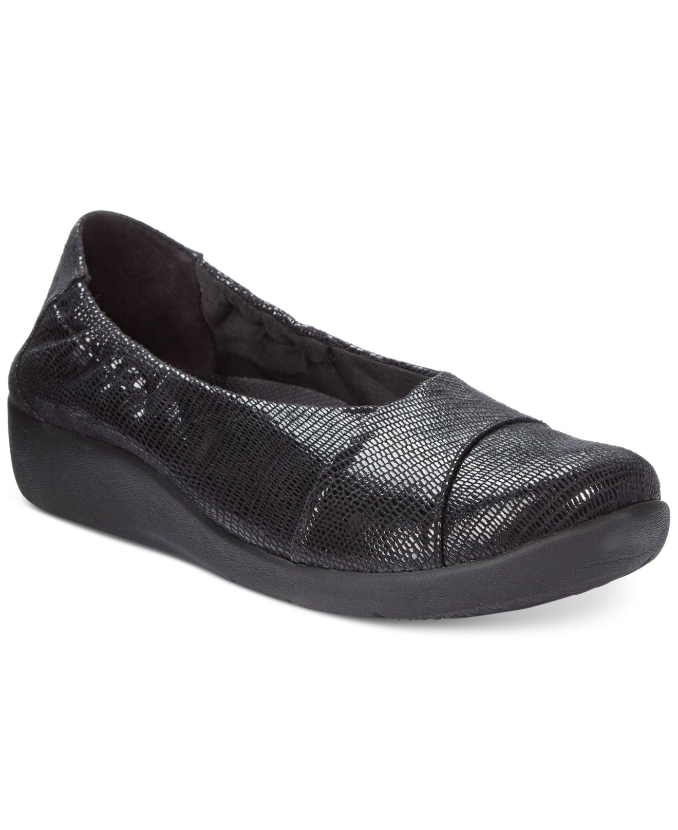 macys black flats