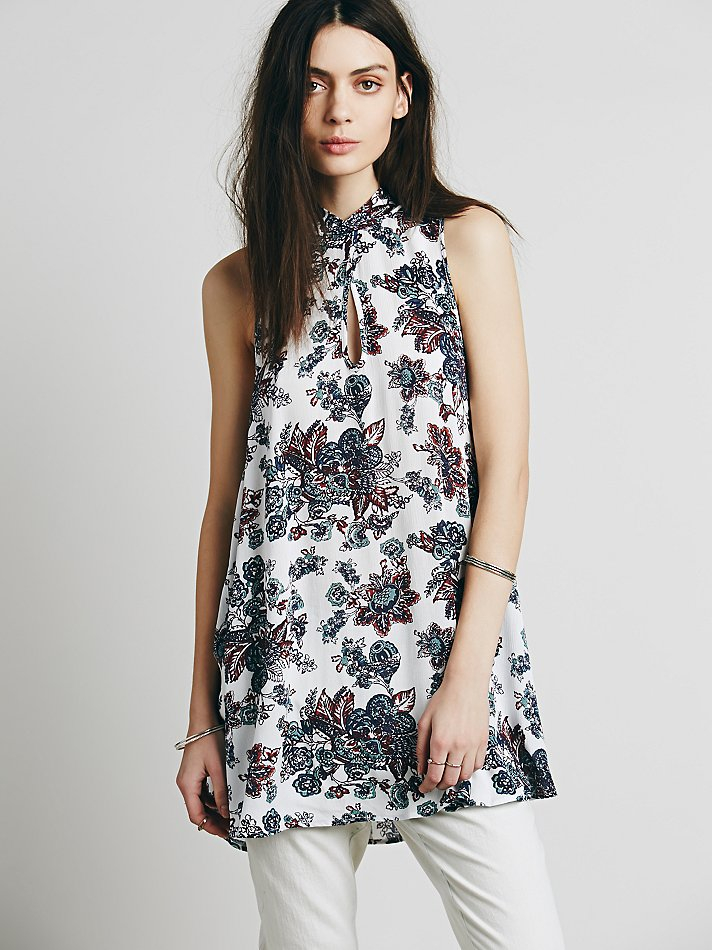 mock neck sleeveless tunic