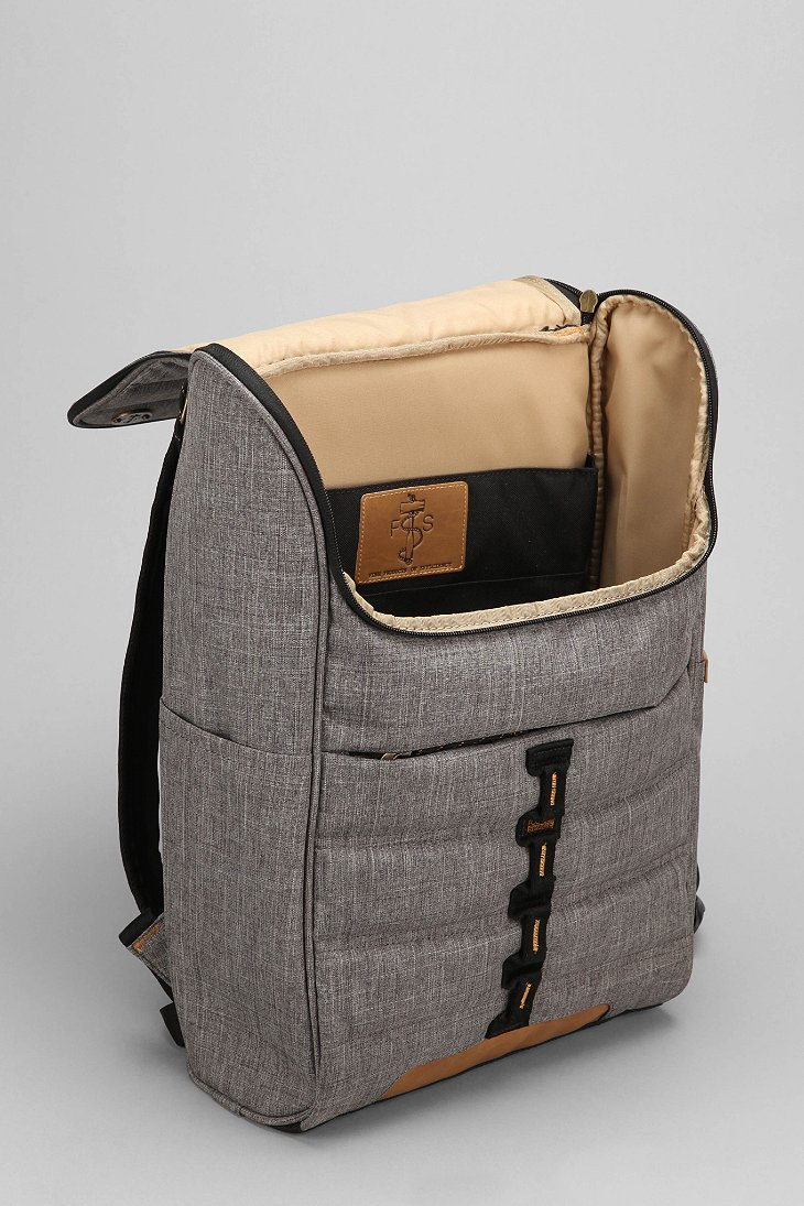 focused space commander backpack