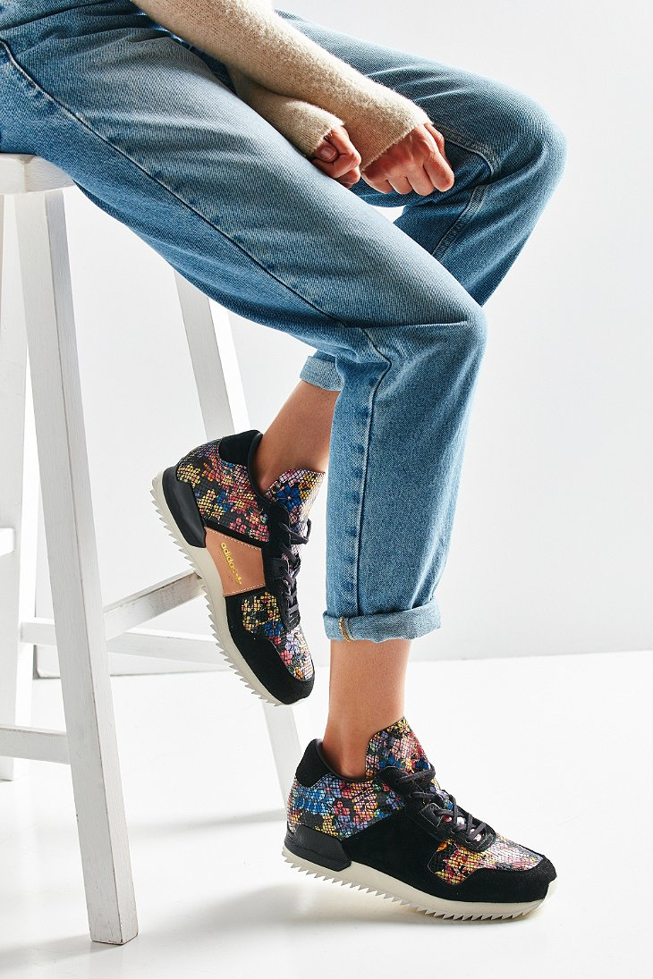 adidas zx 700 floral