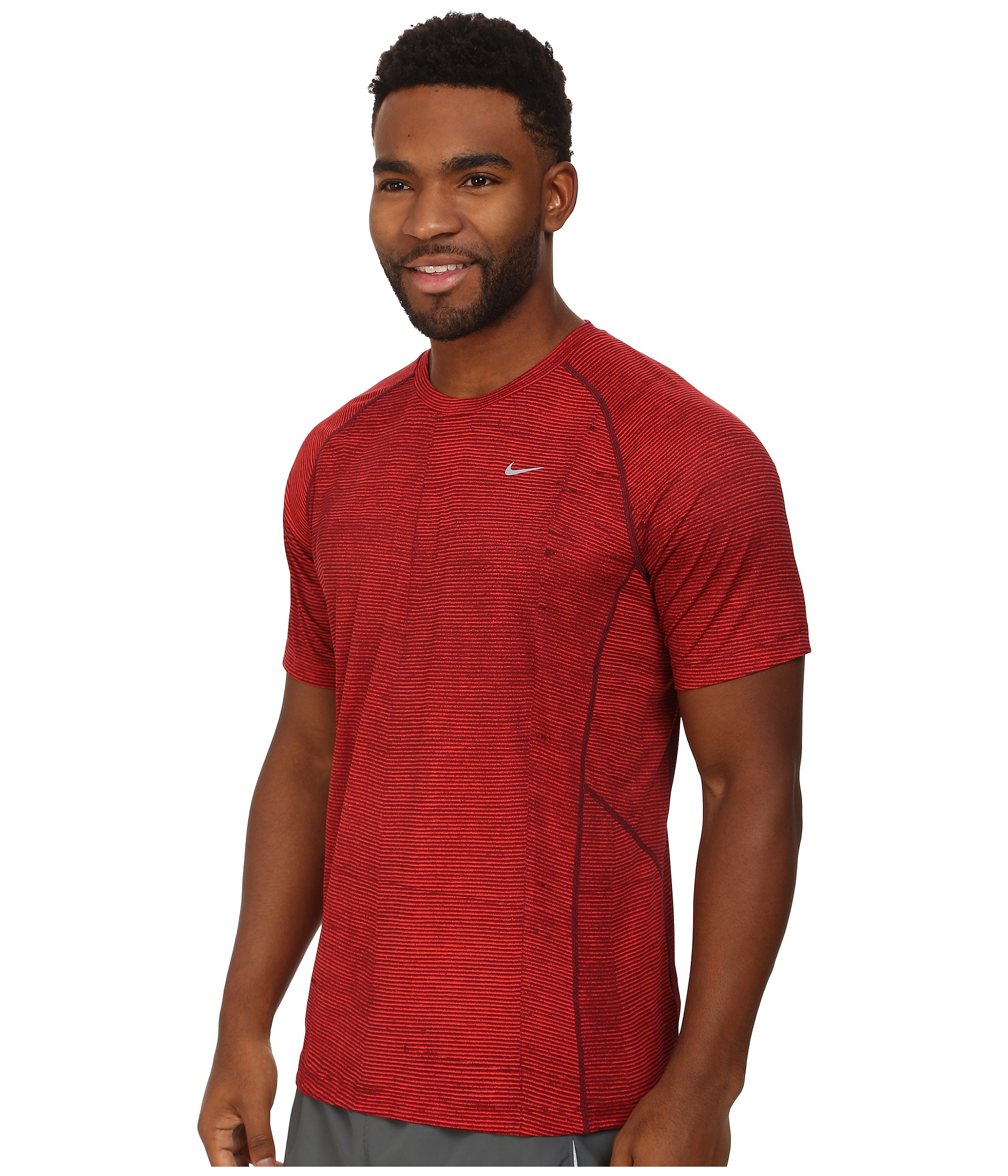 nike miler red