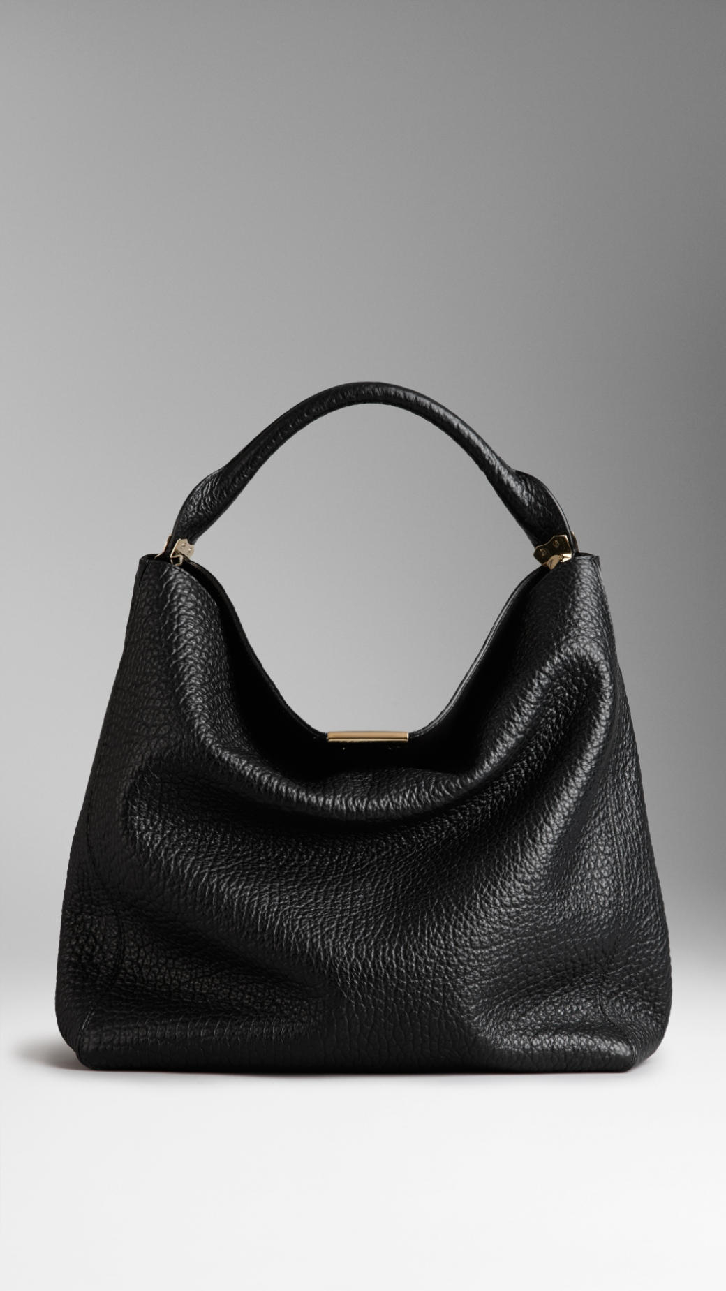 Burberry Medium Signature Grain Leather Hobo Bag in Black | Lyst