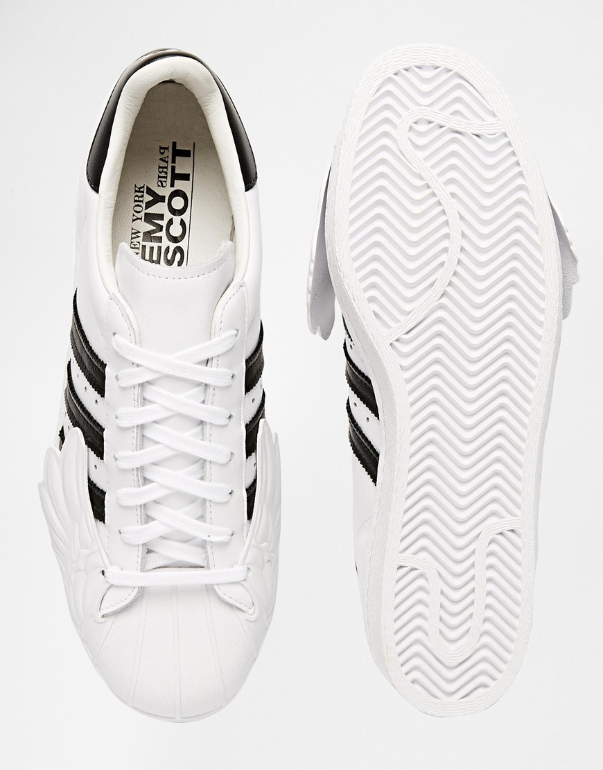adidas top view
