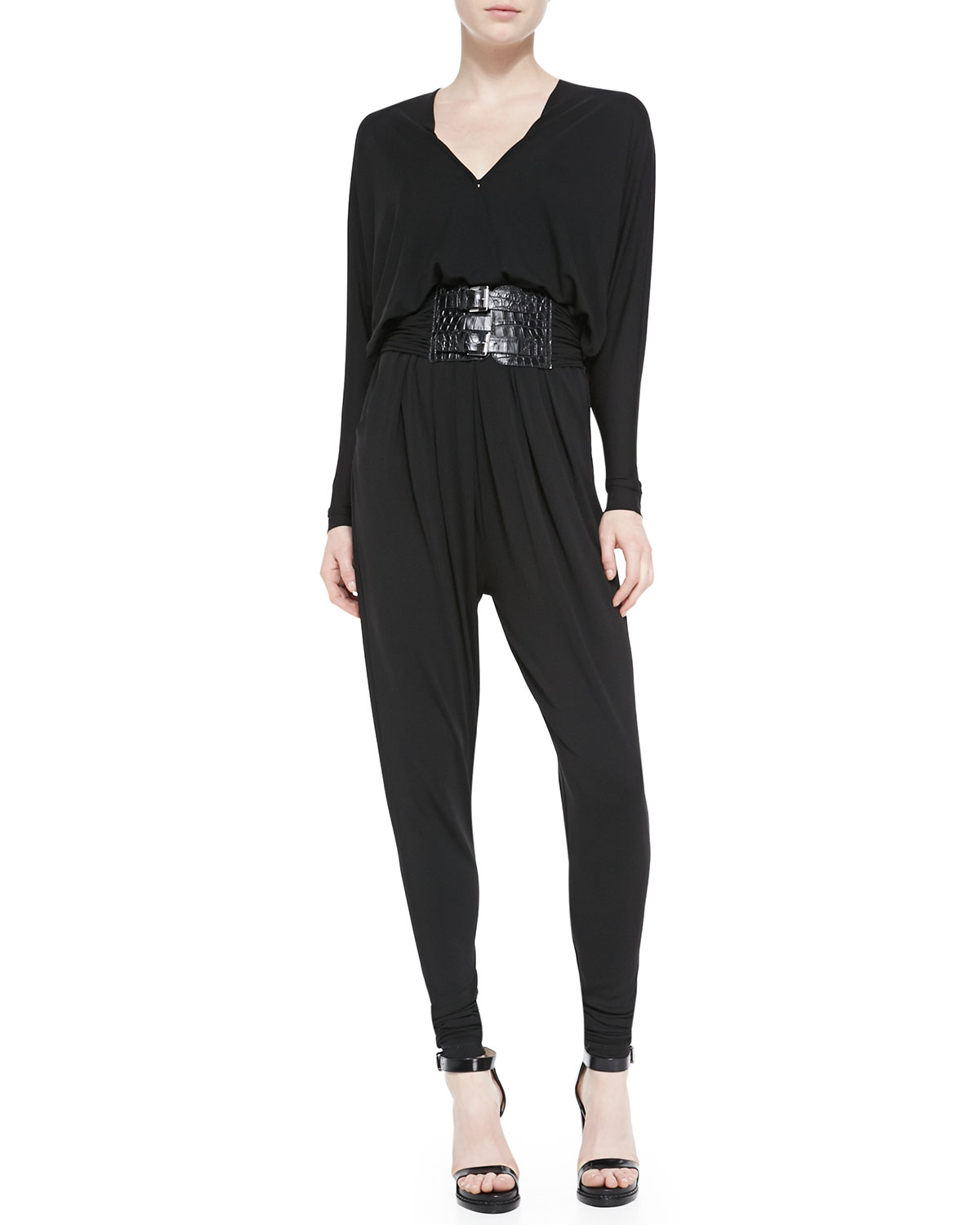 Narrow Choices Launched in , Michael Kors founded his namesake brand. The Michael Kors Collection is the epitome of all-American glamor and sophistication. His luxurious take on American sportswear and stunning evening gowns has earned him multiple red-carpet fans and numerous CFDA awards.