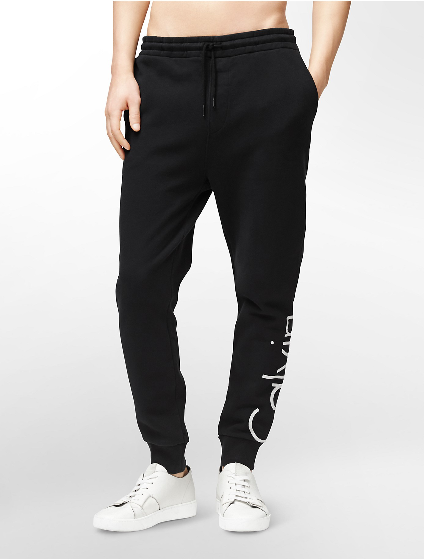 Calvin Klein Jeans Logo Jogger Sweatpants in Black for Men - Lyst