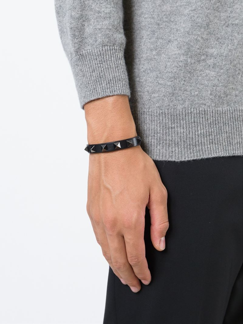 Valentino 'rockstud' Bracelet in Black for Men Lyst