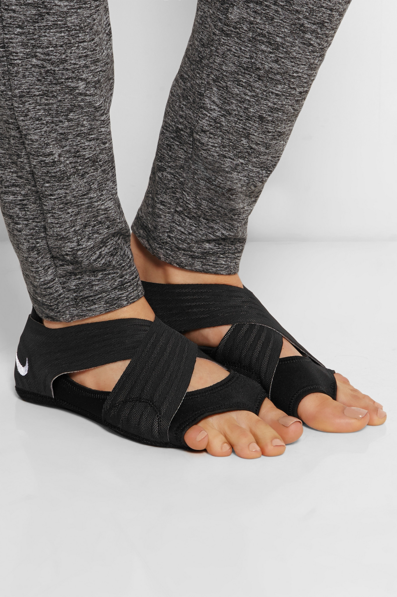 Nike studio clearance wrap yoga shoes