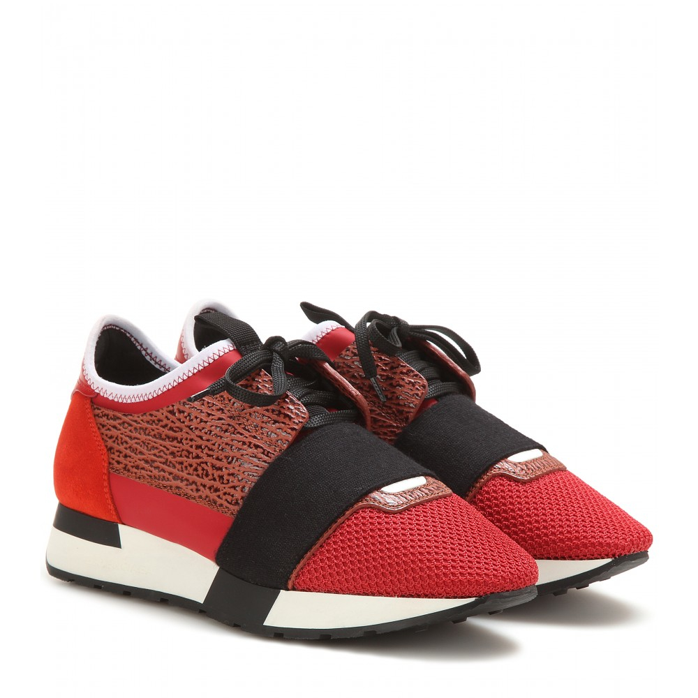 Balenciaga Runner Race Sneakers in Red | Lyst