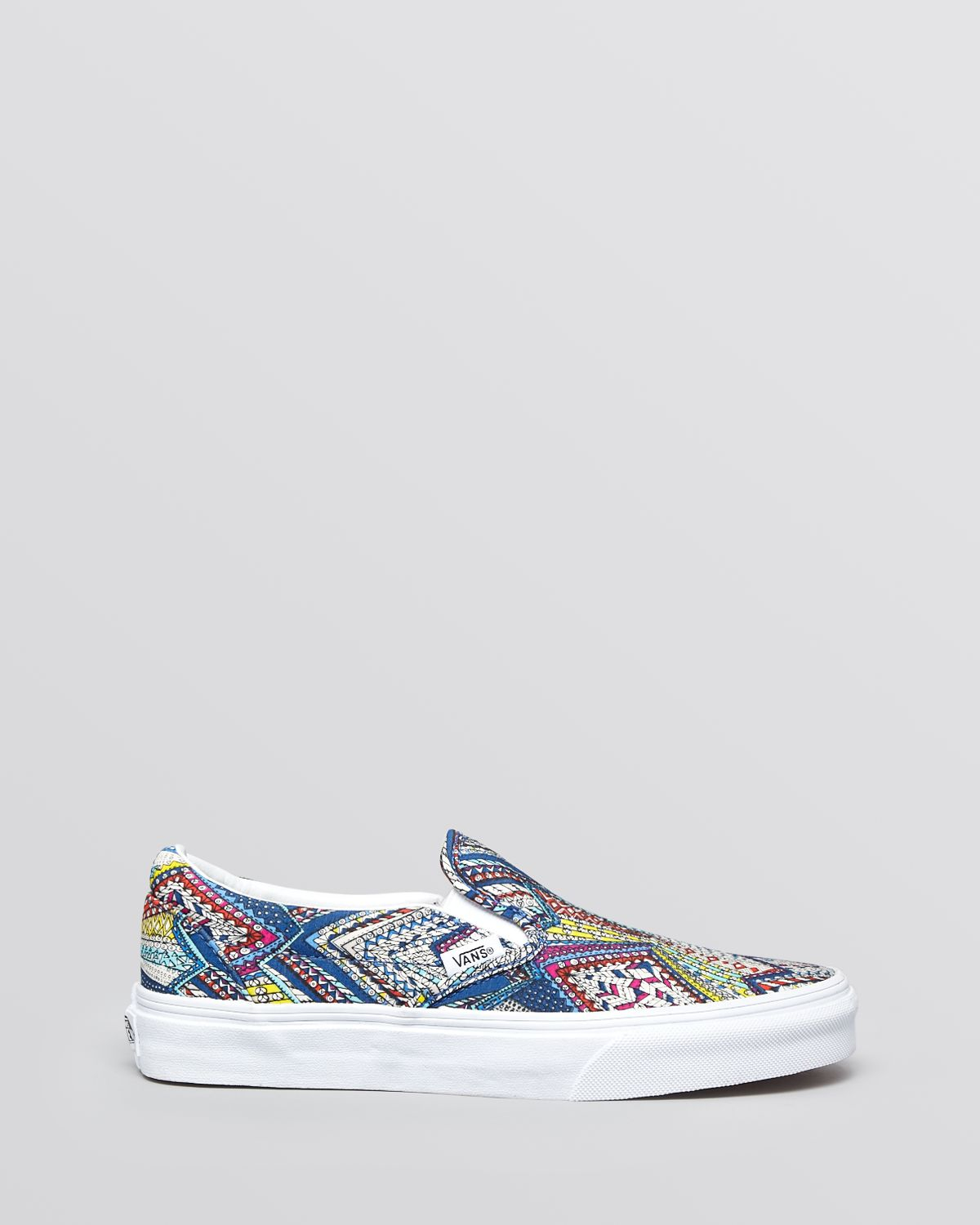 Patterned slip on vans Outlet