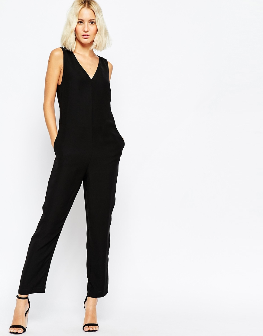 black jumpsuit v neck
