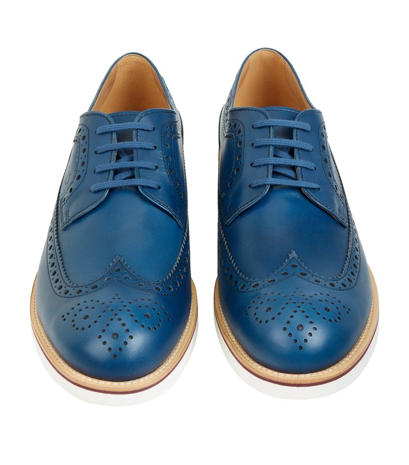 Blue derby shoes Mens Derby Shoes. Mens Derby Shoes tend to be the type of shoe that fits better on awkward feet. The 'flaps' allow for more adjustment over a high or wide arch, and the tongue usually allows for more room over the top of the foot.