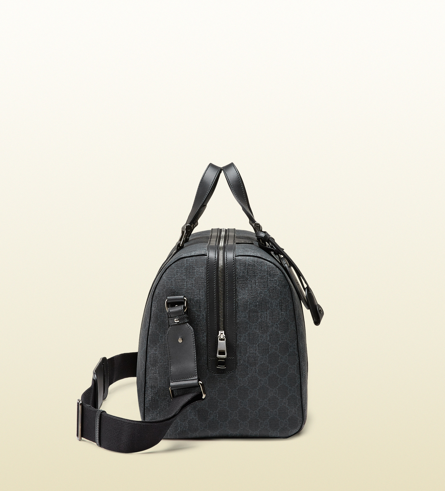 Gucci Gg Supreme Canvas Carry-on Duffle Bag in Black for Men | Lyst UK