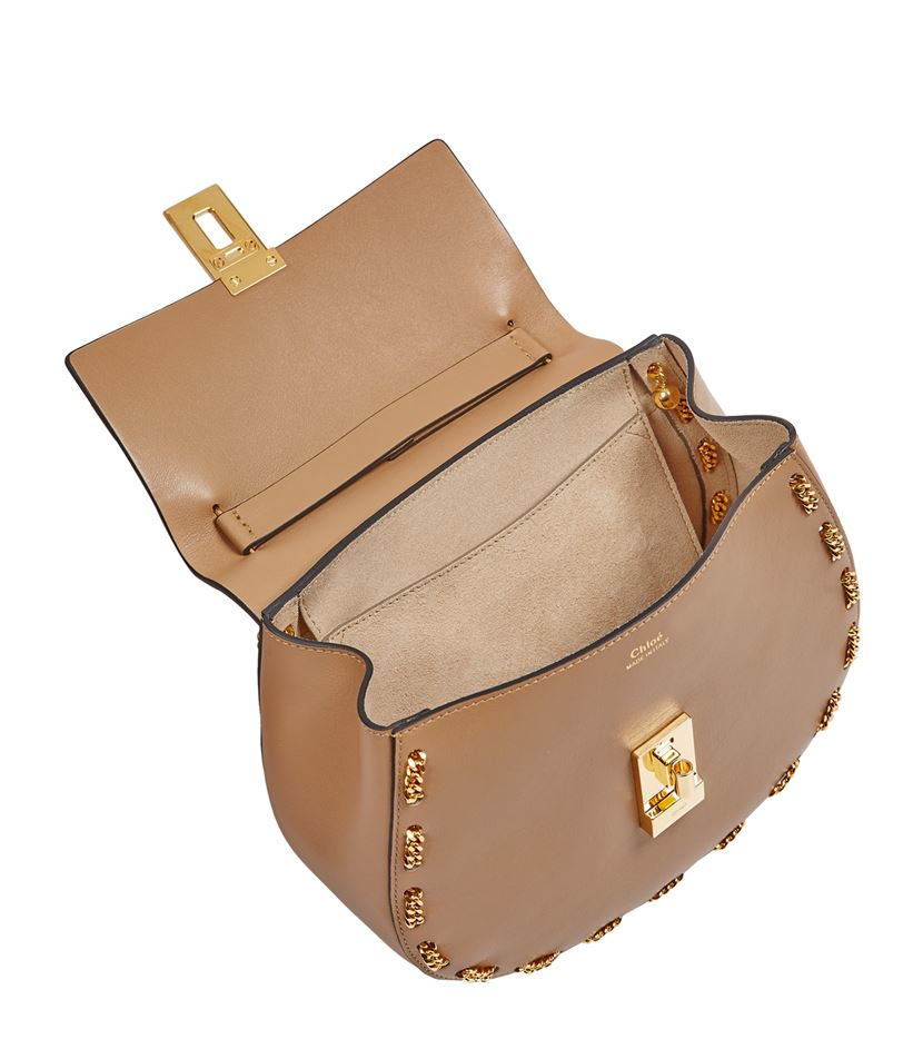 Chlo Small Drew Chain Trim Shoulder Bag in Beige | Lyst