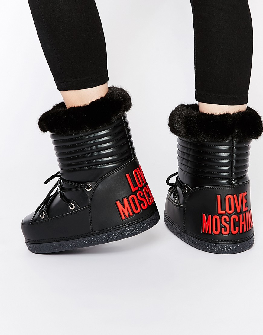 love moschino boot