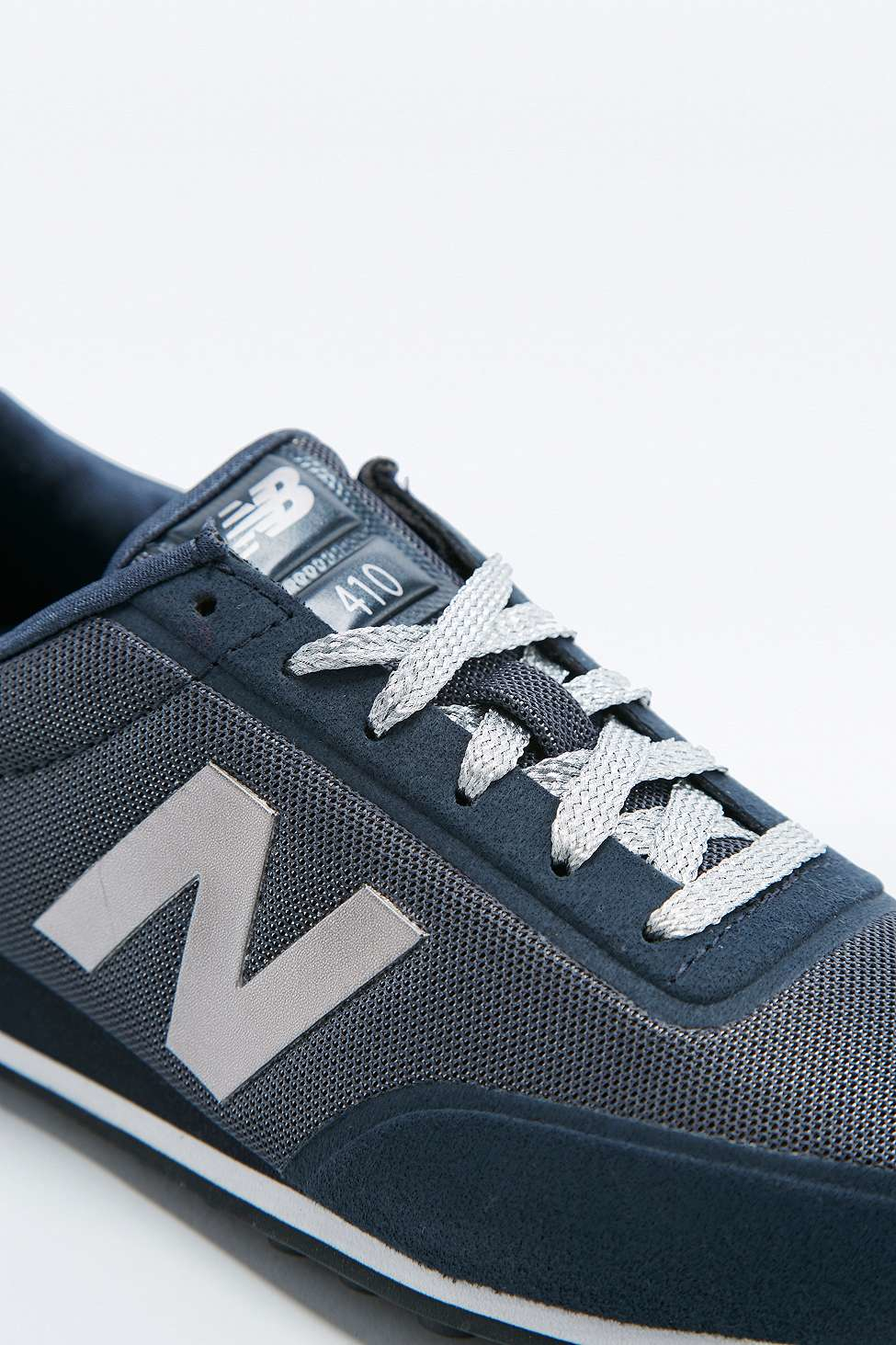 new balance 410 silver