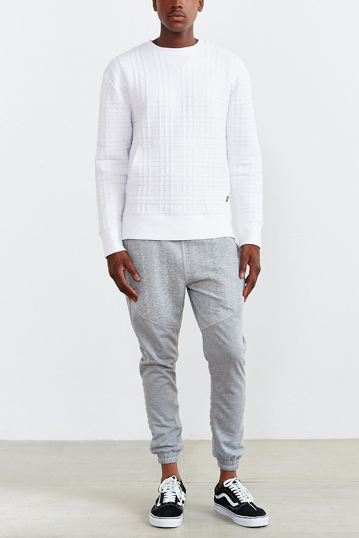 white quilted sweatshirt