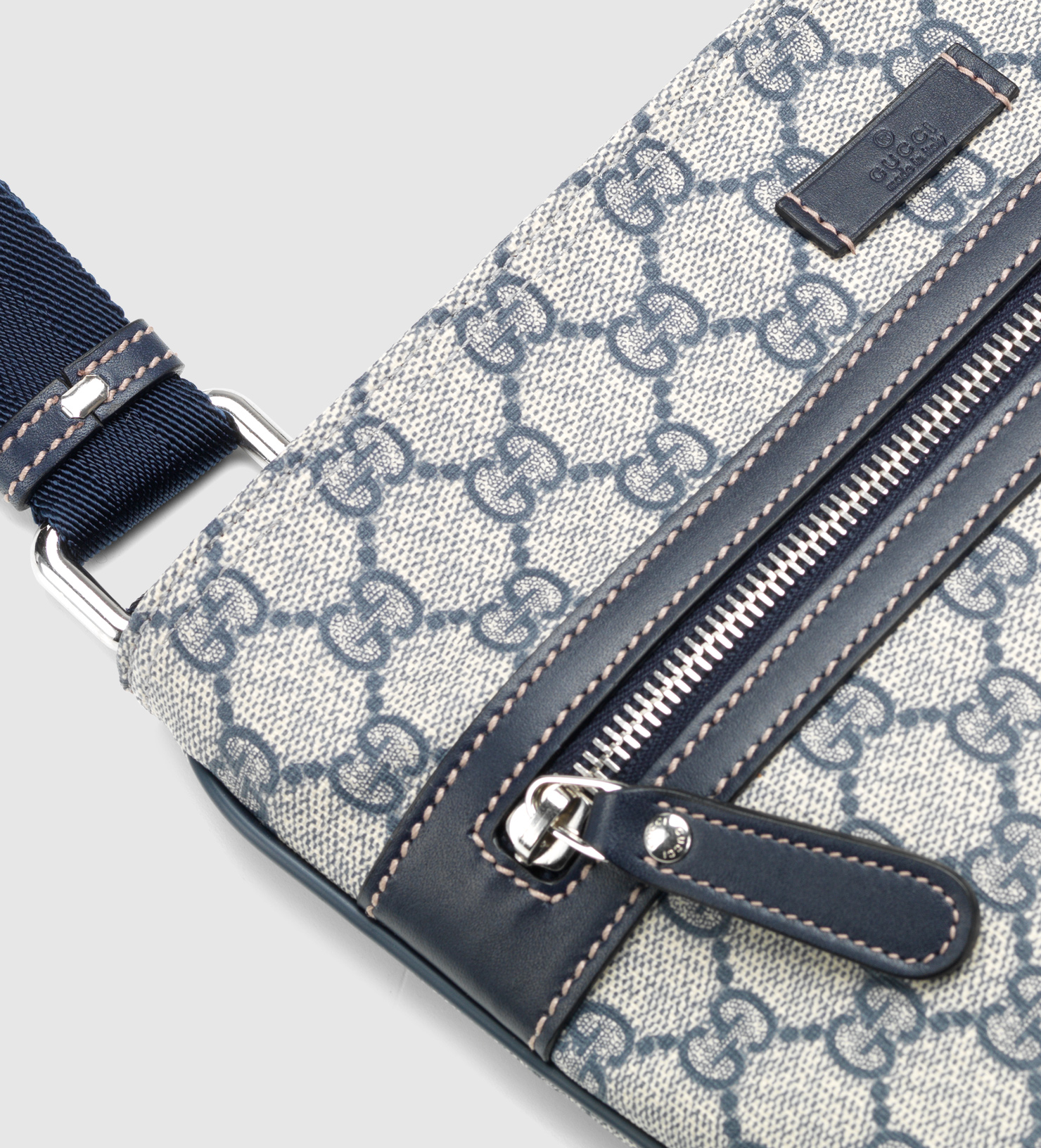 Gucci Made In Italy Supreme Canvas Messenger Bag