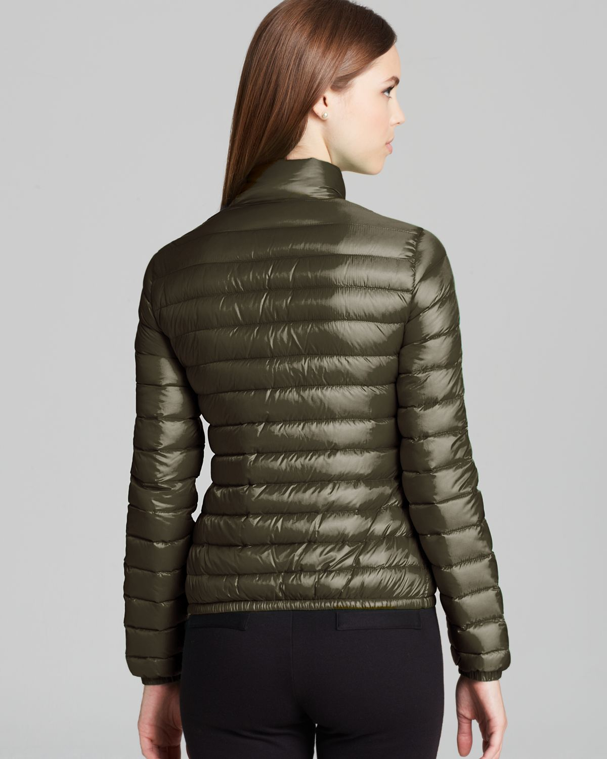 Moncler Lans Lightweight Down Jacket in Olive (Green) | Lyst