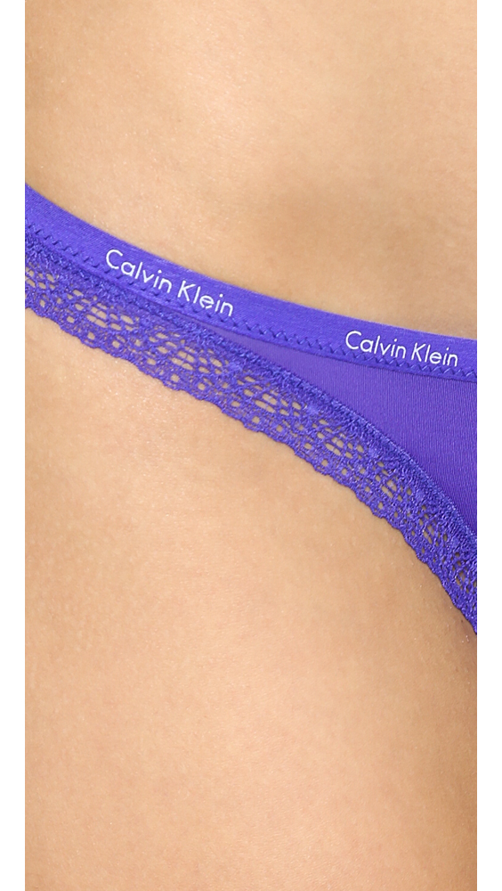 Calvin Klein Bottoms Up Thong - Royal/Lace in Blue