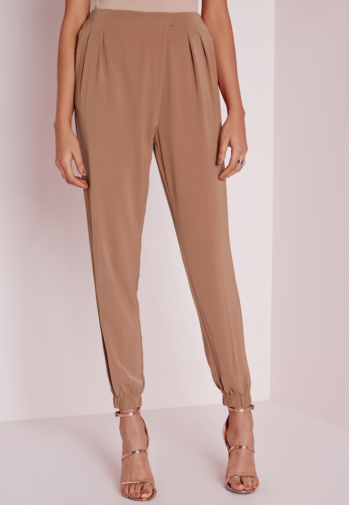 Missguided Formal Joggers Camel in Brown Lyst