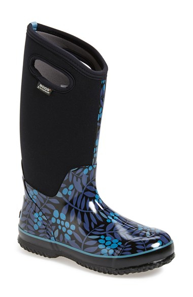 Bogs 'winterberry' Waterproof Snow Boot With Cutout Handles in Blue - Lyst