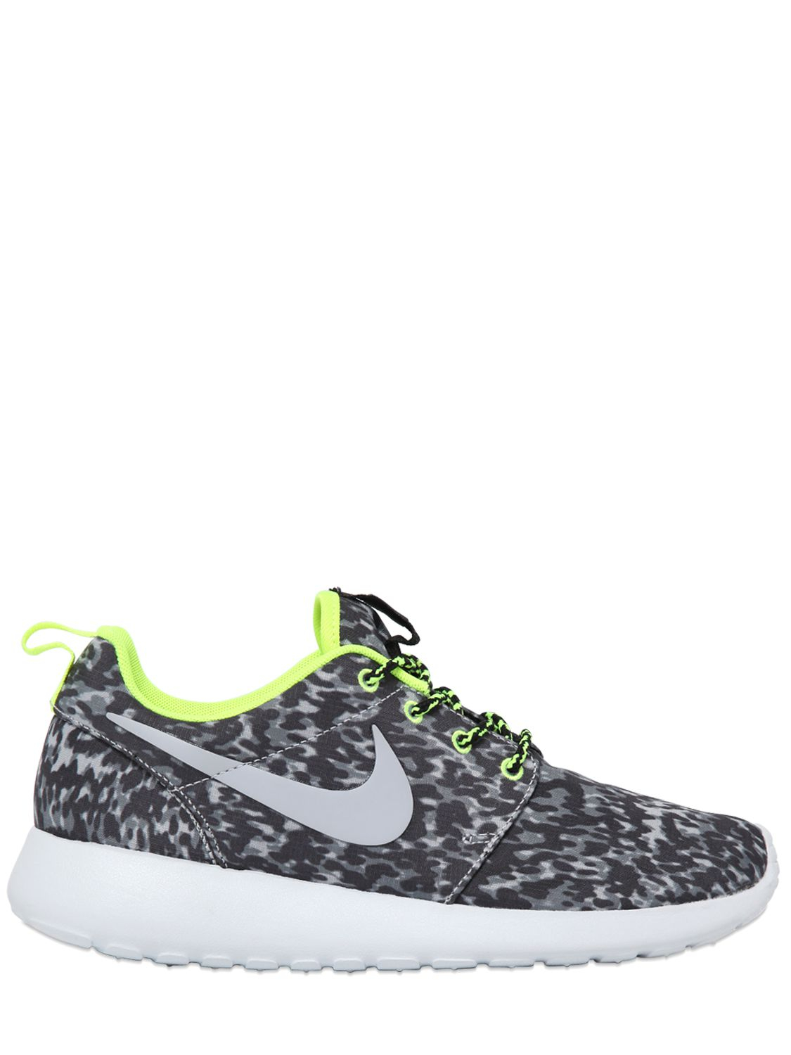 Nike Roshe Run Leopard Print Running Sneakers in Cool Grey (Gray) | Lyst