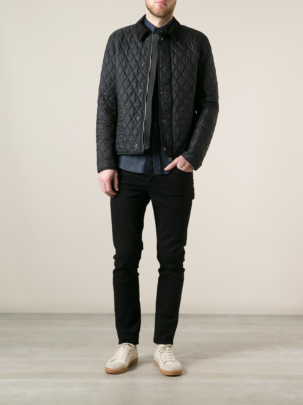 burberry classic quilted jacket in black