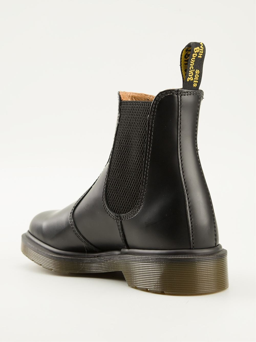 2976 pull on bootie dr martens