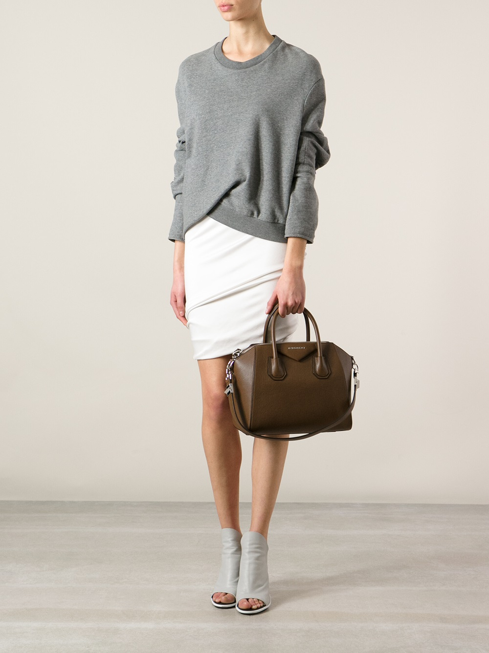 brown givenchy antigona