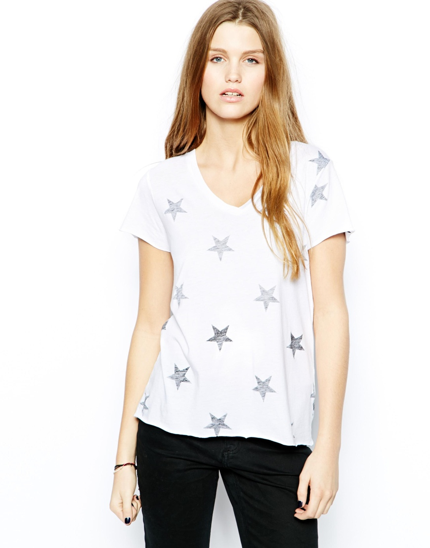 Lyst - Zoe Karssen V Neck Tshirt with All Over Star Print in White