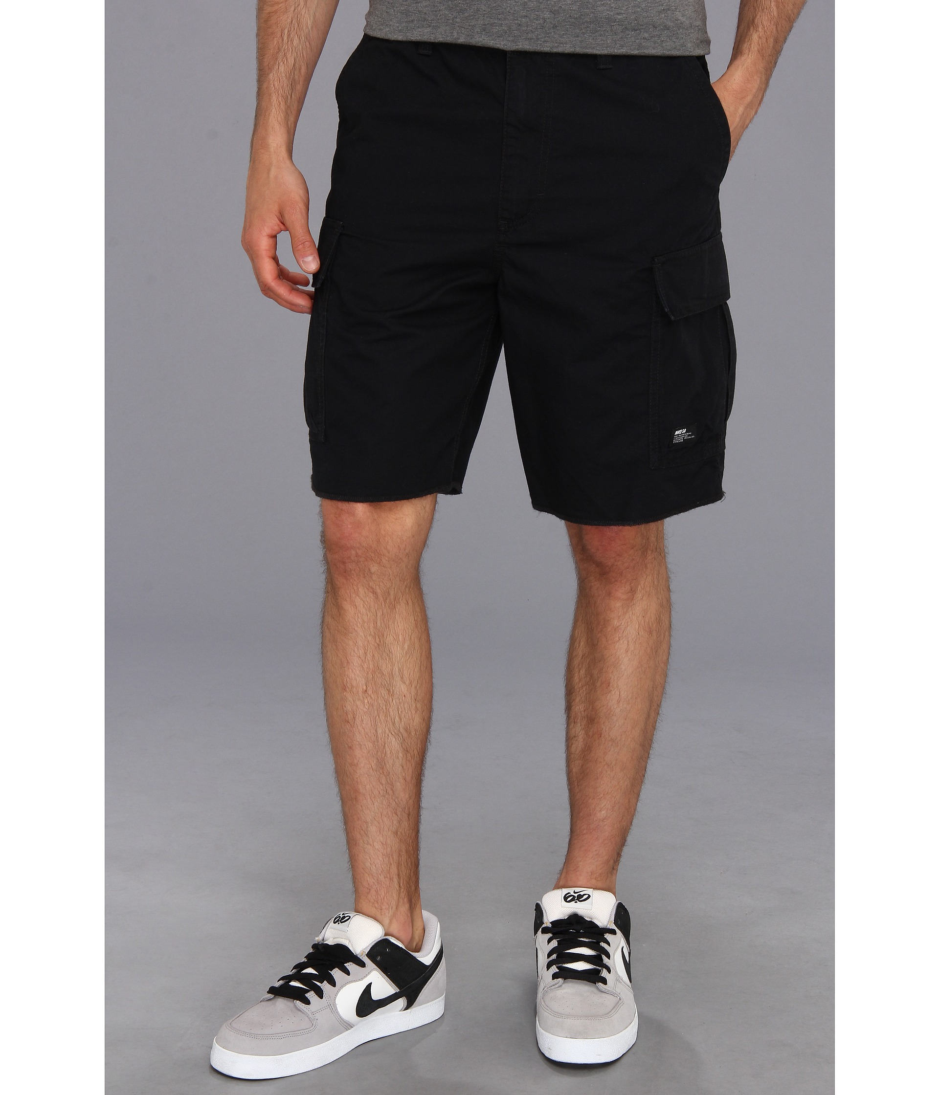 nike cargo shorts black