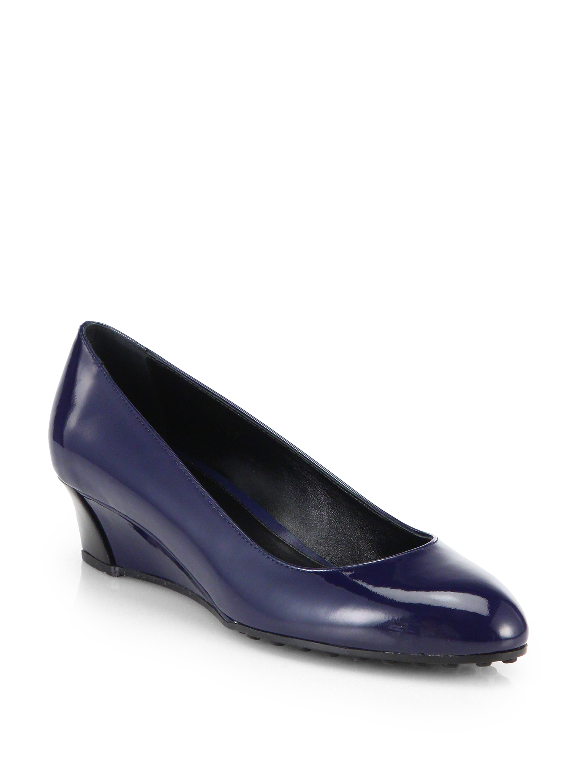 tod's patent leather pumps