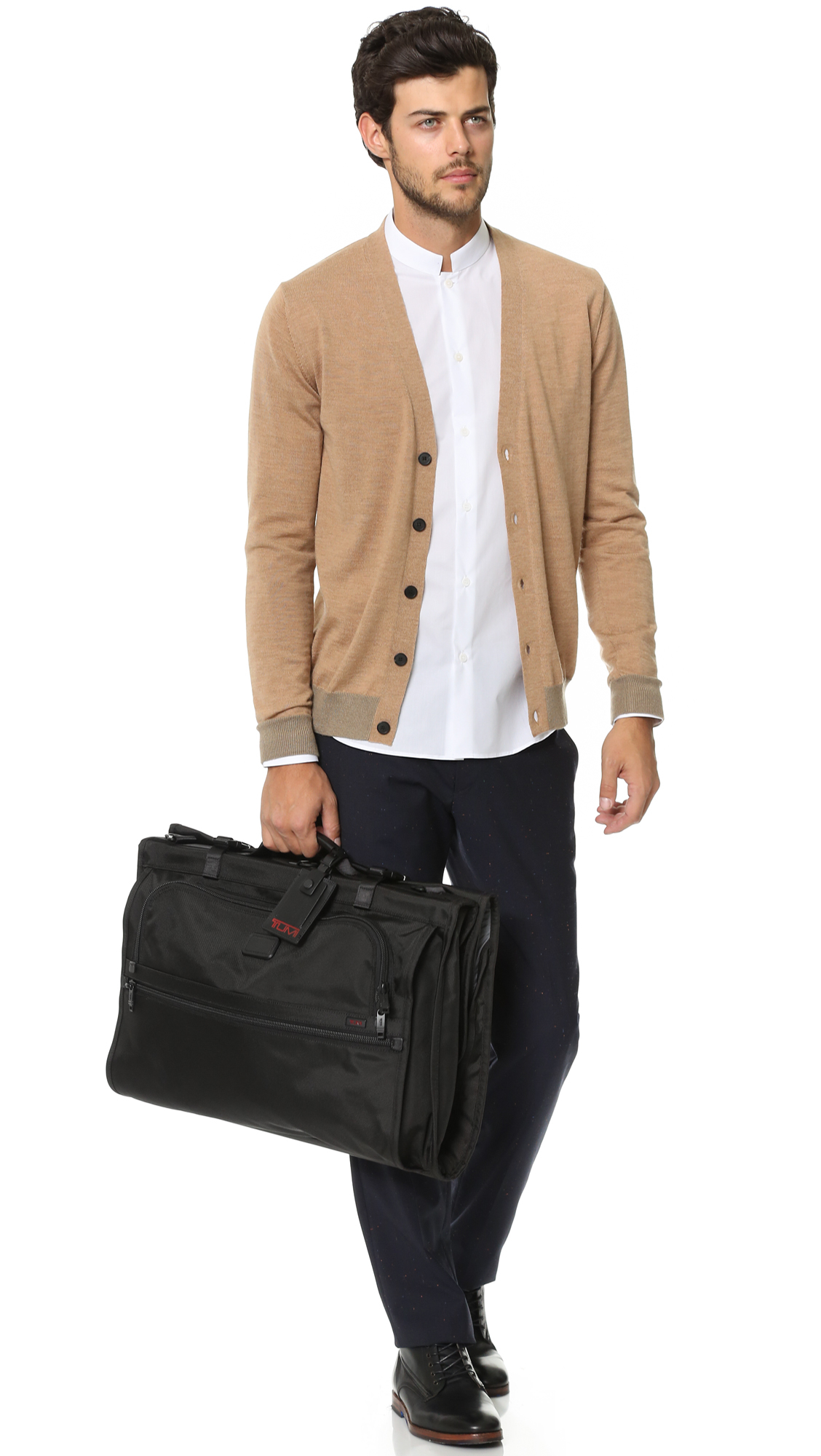 tumi tri fold