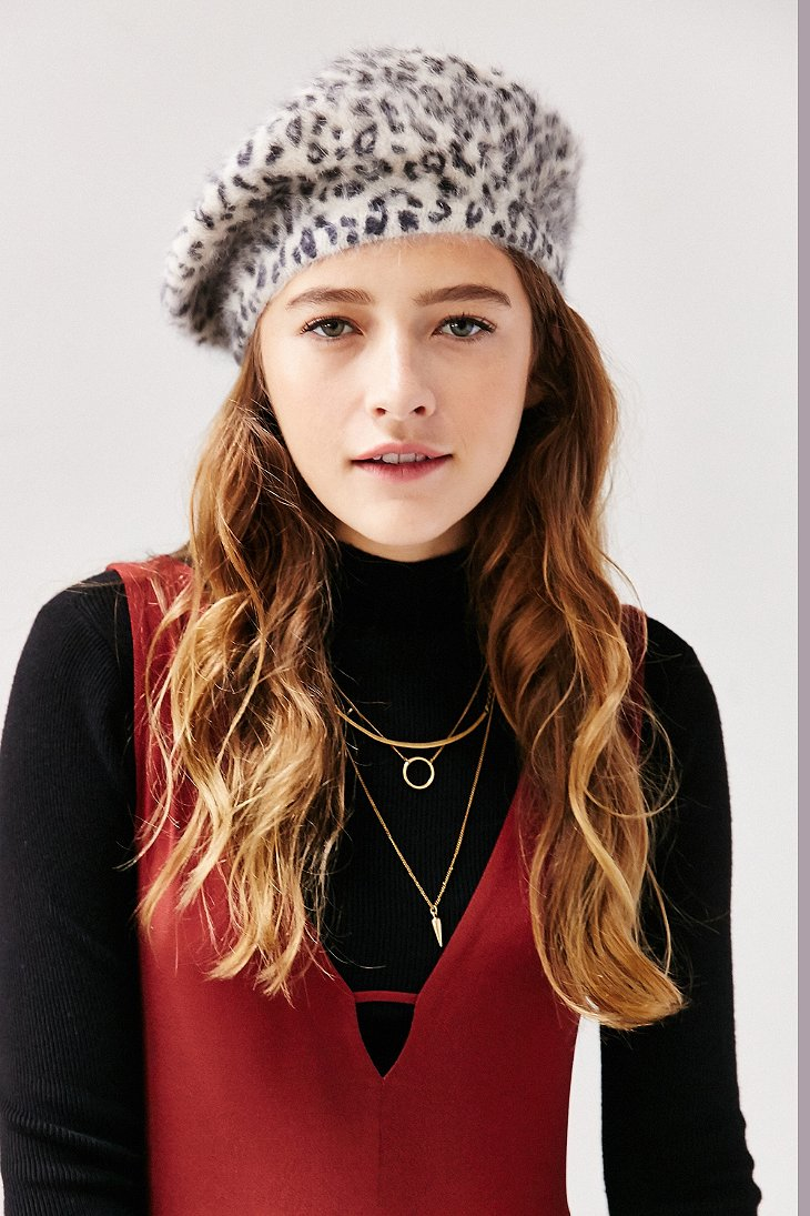 Urban Outfitters Fuzzy Beret | Lyst