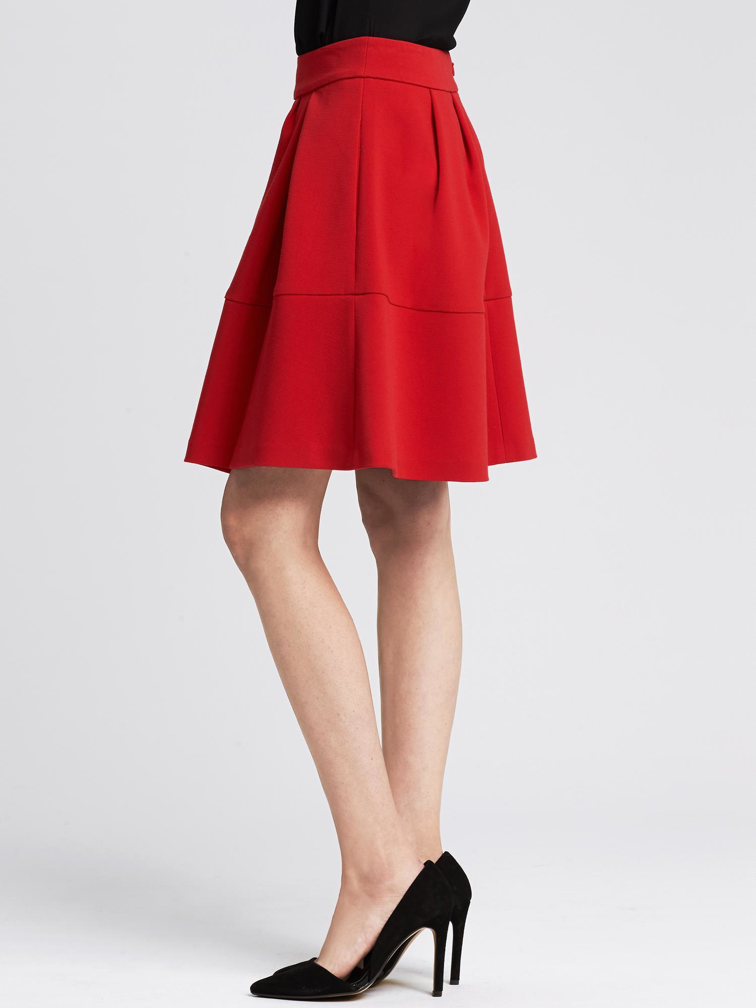 Banana republic red skirt Shop Banana Republic for versatile, contemporary classics, designed for today with style that endures. Through thoughtful design, we create clothing and accessories with detailed craftsmanship in luxurious materials. Free shipping on all orders of $50+.