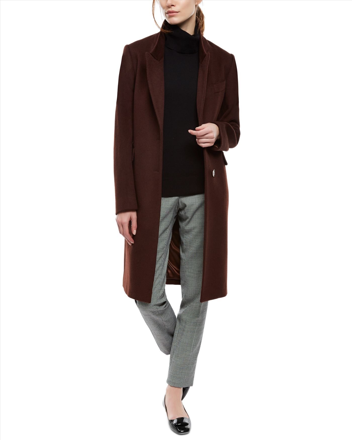 Find and save ideas about Boyfriend coat on Pinterest. | See more ideas about Winter sweater dresses, Minimal chic and Designer winter coats. Women's fashion. Boyfriend coat; Boyfriend coat Baggy grey/ brown jacket with black collar + black skinny jeans, brogues and white top So into big coats! Doutzen Kroes out & about while keeping it.